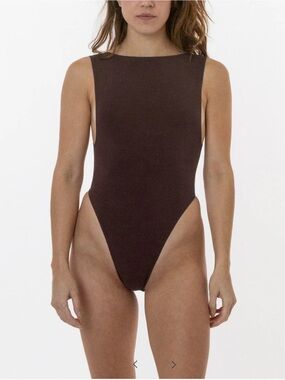 NWT Aura seamless boatneck bodysuit S/M